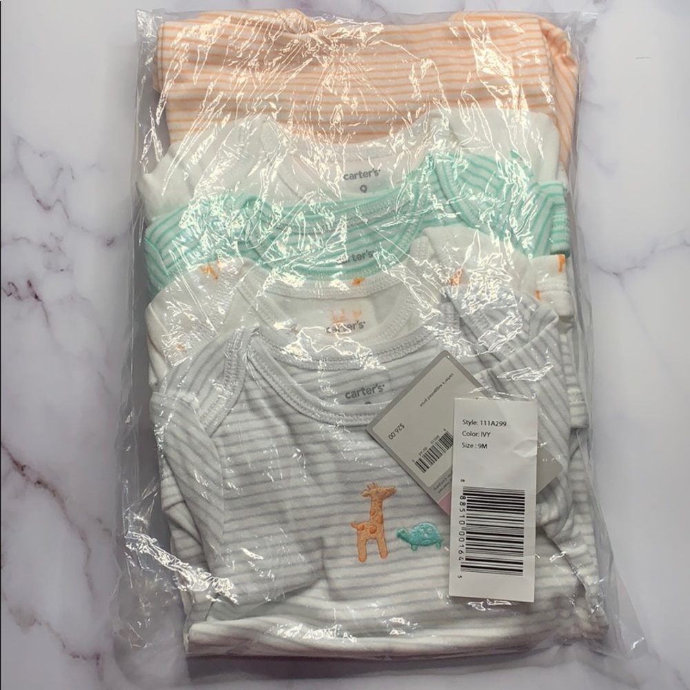Carter’s 5 Pack Onesie Set - 9 Months
